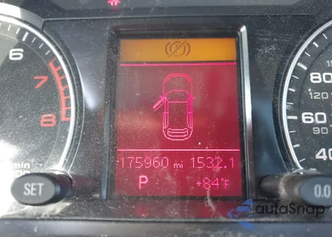 2010 Audi Q5 3.2 Premium z USA, uszkodzony, nr VIN WA1CKAFP0AA033474